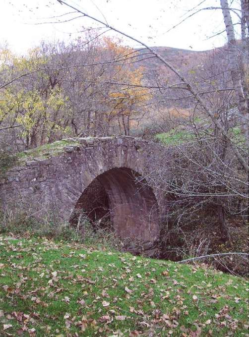 Puente de acceso a Reinares